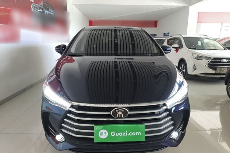 Used BYD Song MAX 2017 1.5T Manual Smart Connect Luxury 7-Seater Front