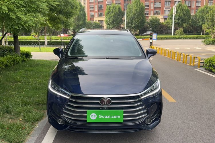 Used BYD Song MAX 2017 1.5T Automatic Smart Connect Prestige 7-Seater Front