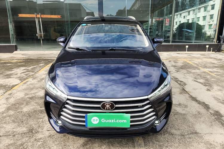 Used BYD Song MAX 2017 1.5T Automatic Smart Connect Elite 7-Seater Front