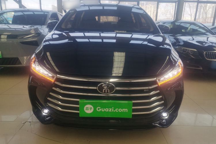 Used BYD Song MAX 2017 1.5T Automatic Smart Connect Elite 7-Seater Front
