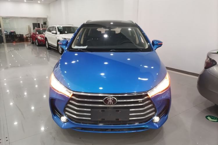 Used BYD Song MAX 2017 1.5T Automatic Smart Connect Elite 7-Seater Front