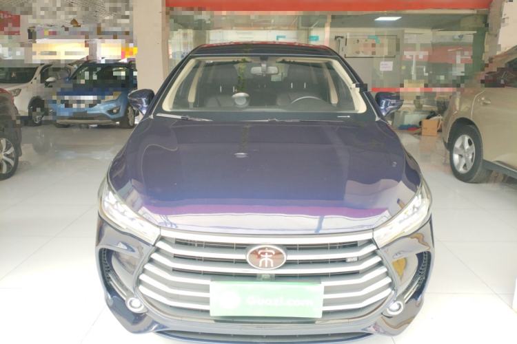 Used BYD Song MAX 2017 1.5T Automatic Smart Connect Luxury 7-Seater Front