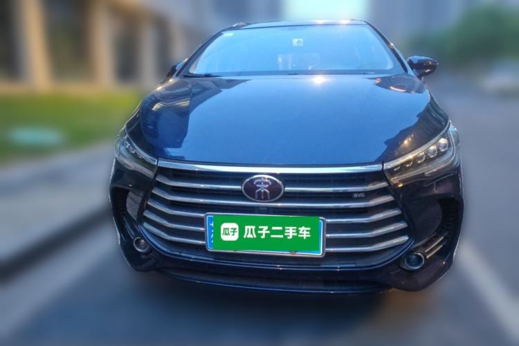Used BYD Song MAX 2017 1.5T Automatic Smart Connect Elite 7-Seater Front