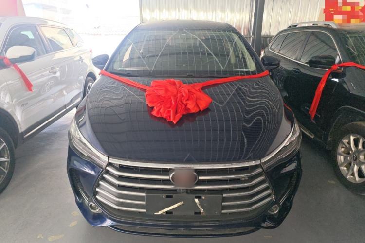 Used BYD Song MAX 2017 1.5T Manual Smart Connect Luxury 7-Seater Front