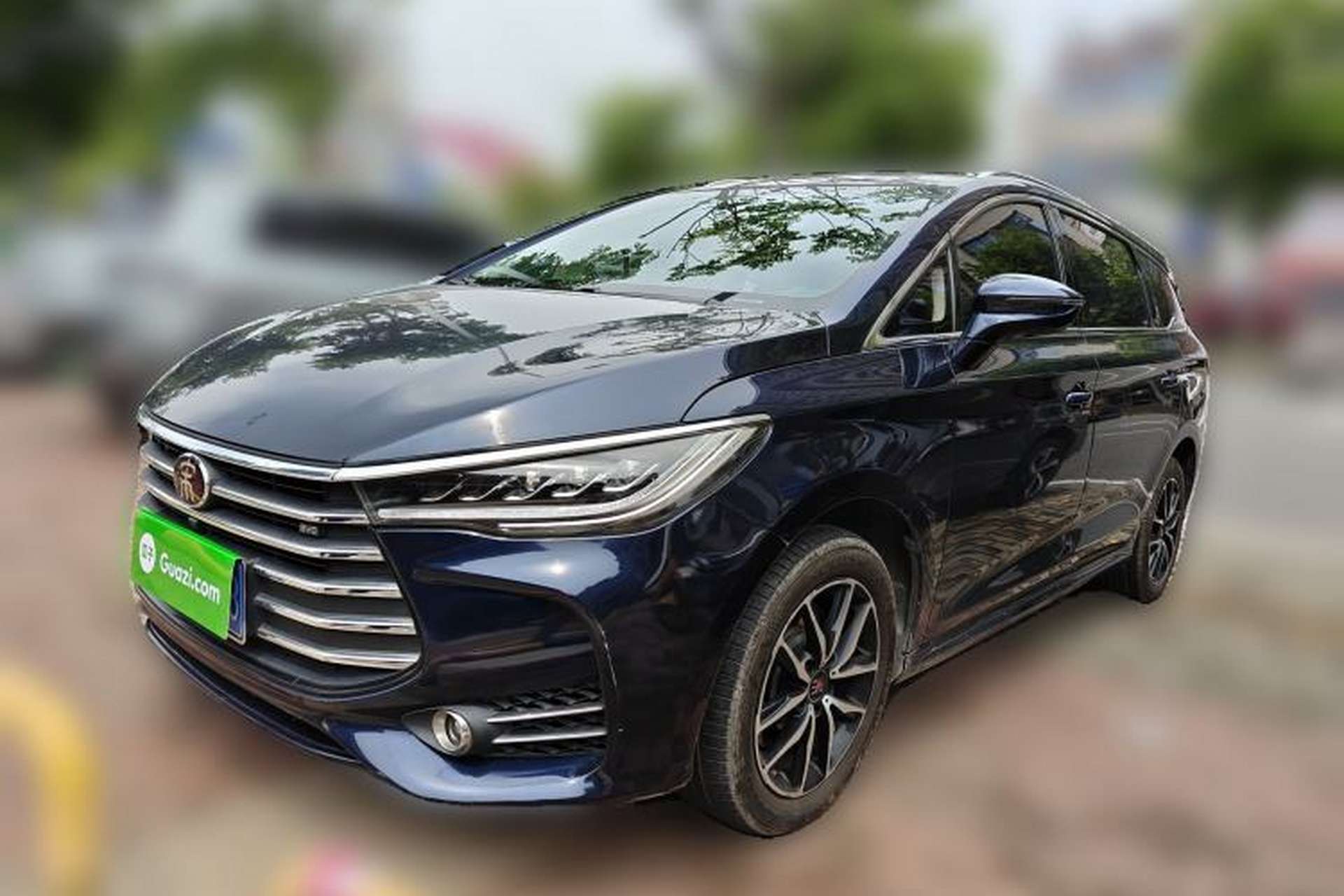 Used BYD Song MAX 2017 1.5T Automatic Smart Connect Elite 7-Seater Front Left 45 Deg