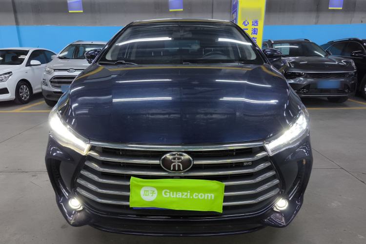 Used BYD Song MAX 2017 1.5T Automatic Smart Connect Luxury 7-Seater Front