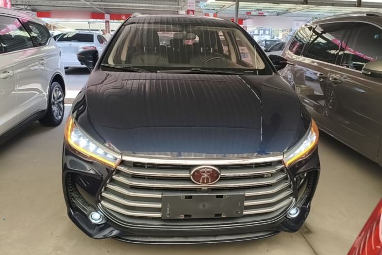 Used BYD Song MAX 2017 1.5T Automatic Smart Connect Elite 7-Seater Front