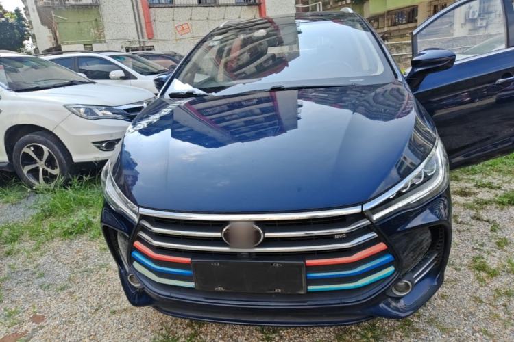 Used BYD Song MAX 2017 1.5T Automatic Smart Connect Elite 7-Seater Front