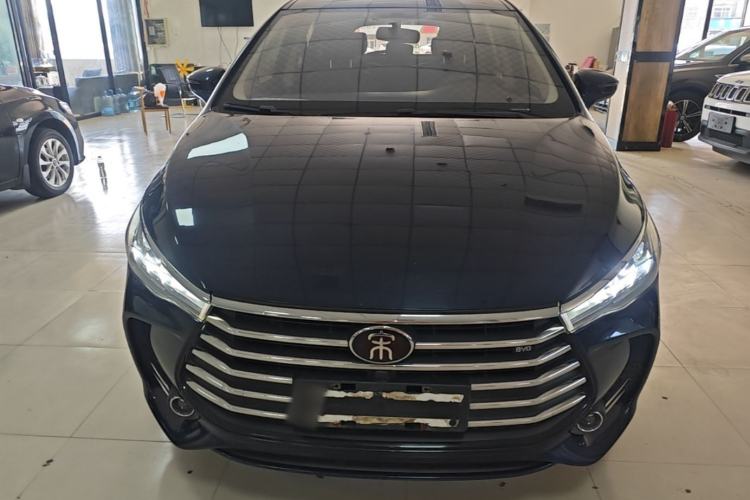 Used BYD Song MAX 2017 1.5T Automatic Smart Connect Luxury 7-Seater Front