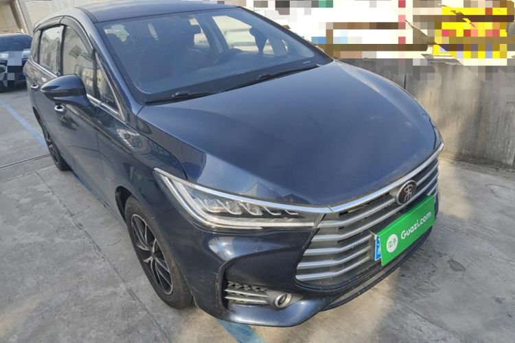 Used BYD Song MAX 2017 1.5T Automatic Smart Connect Luxury 7-Seater Front Right 45 Deg