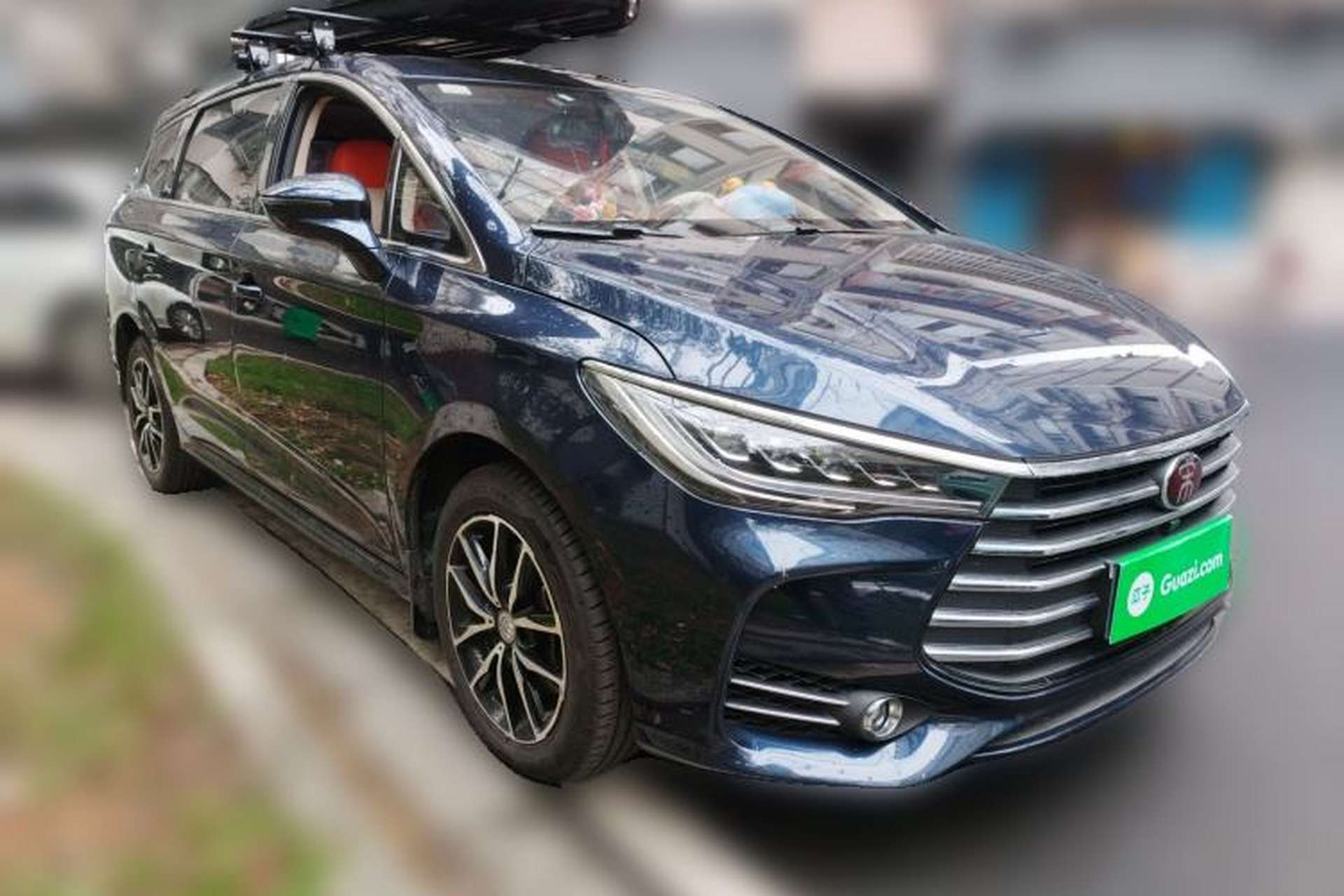 Used BYD Song MAX 2017 1.5T Manual Smart Connect Luxury 7-Seater Front Right 45 Deg