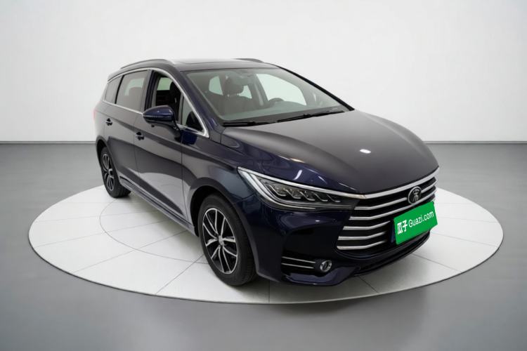 Used BYD Song MAX 2017 1.5T Automatic Smart Connect Elite 7-Seater Front Right 45 Deg