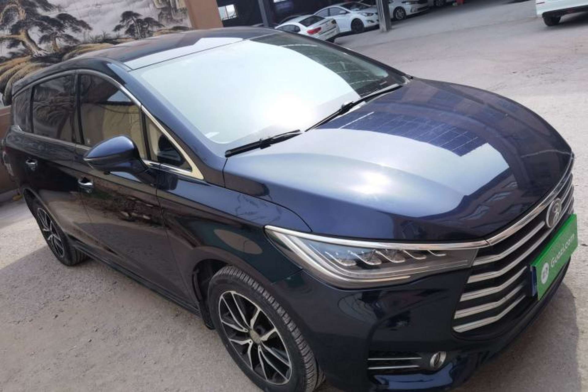 Used BYD Song MAX 2017 1.5T Automatic Smart Connect Luxury 7-Seater Front Right 45 Deg