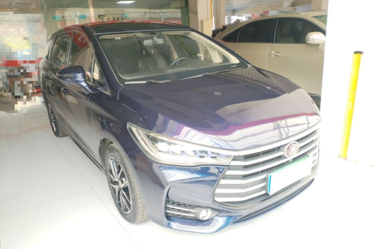 Used BYD Song MAX 2017 1.5T Automatic Smart Connect Luxury 7-Seater Front Right 45 Deg