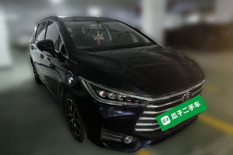 Used BYD Song MAX 2017 1.5T Automatic Smart Connect Luxury 7-Seater Front Right 45 Deg