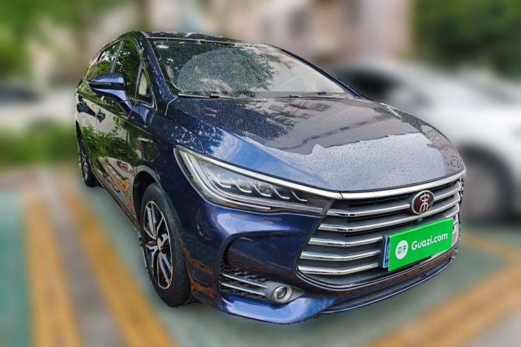 Used BYD Song MAX 2017 1.5T Automatic Smart Connect Luxury 7-Seater Front Right 45 Deg