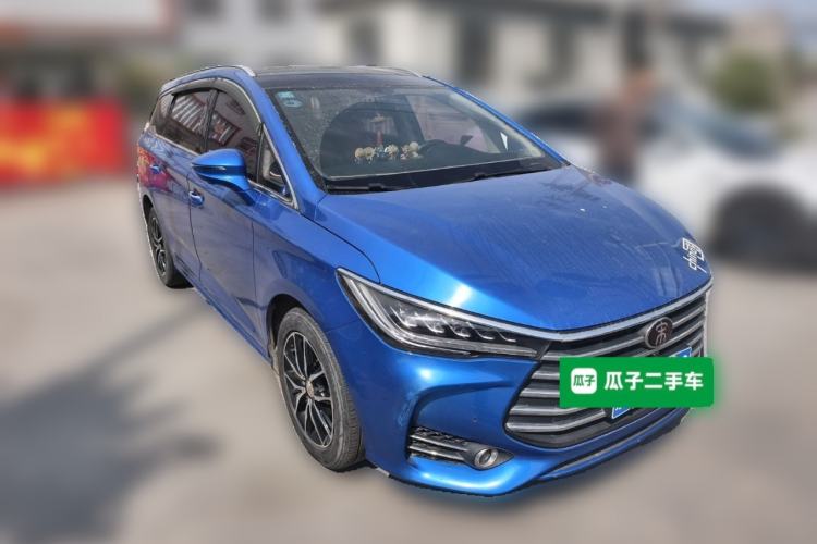 Used BYD Song MAX 2017 1.5T Automatic Smart Connect Prestige 7-Seater Front Right 45 Deg