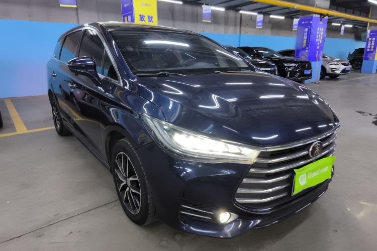 Used BYD Song MAX 2017 1.5T Automatic Smart Connect Luxury 7-Seater Front Right 45 Deg