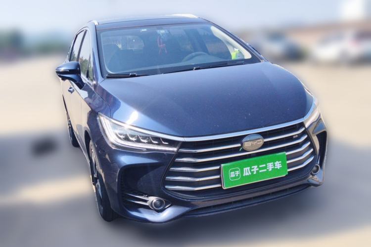 Used BYD Song MAX 2017 1.5T Automatic Smart Connect Elite 7-Seater Front Right 45 Deg