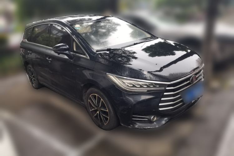 Used BYD Song MAX 2017 1.5T Automatic Smart Connect Luxury 7-Seater Front Right 45 Deg