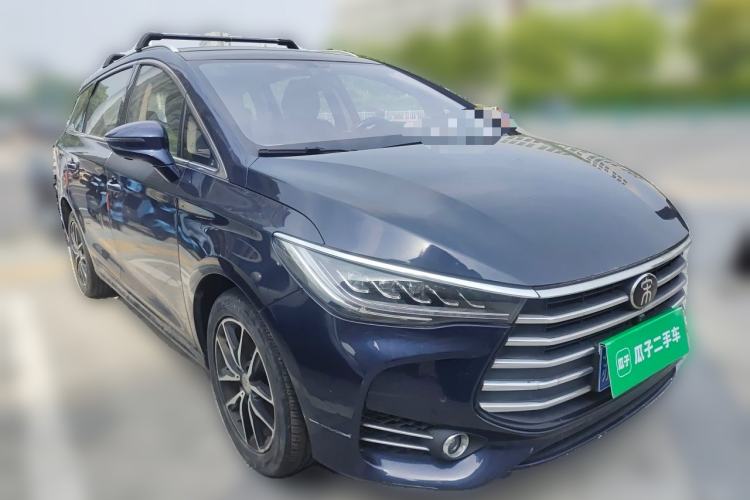 Used BYD Song MAX 2017 1.5T Automatic Smart Connect Prestige 7-Seater Front Right 45 Deg