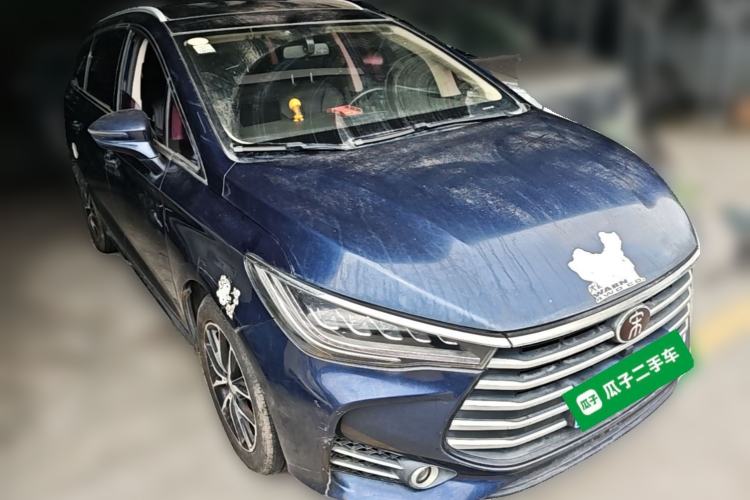 Used BYD Song MAX 2017 1.5T Automatic Smart Connect Elite 7-Seater Front Right 45 Deg