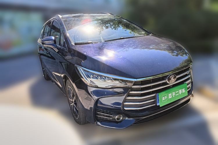 Used BYD Song MAX 2017 1.5T Automatic Smart Connect Prestige 7-Seater Front Right 45 Deg