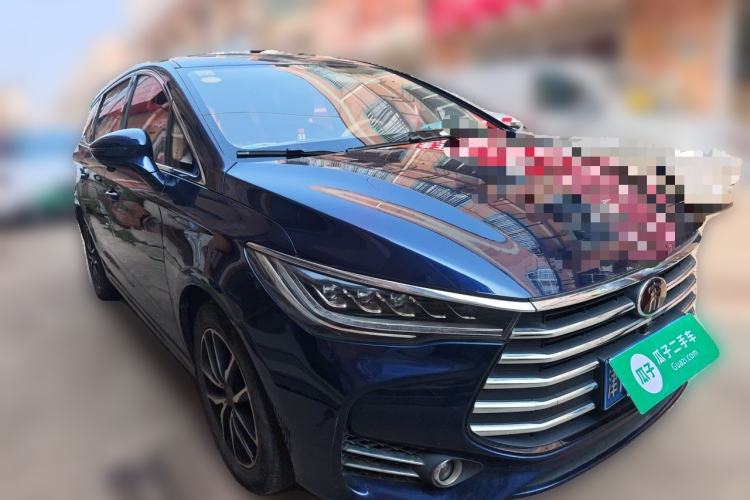 Used BYD Song MAX 2017 1.5T Automatic Smart Connect Luxury 7-Seater Front Right 45 Deg