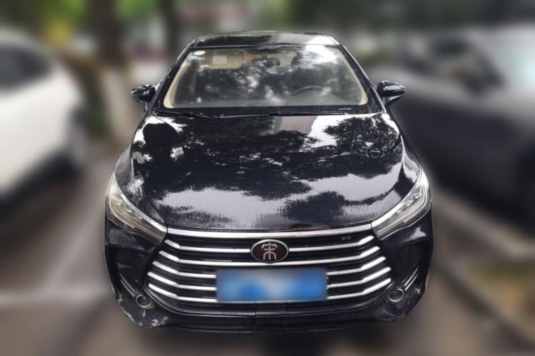 Used BYD Song MAX 2017 1.5T Automatic Smart Connect Luxury 7-Seater Front