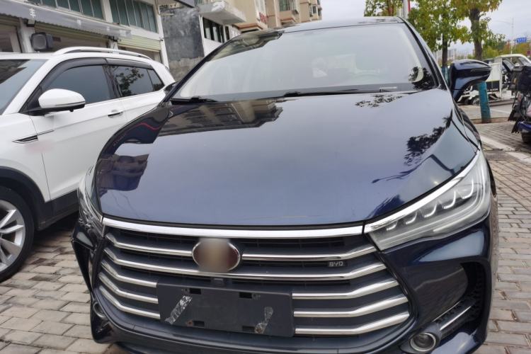 Used BYD Song MAX 2017 1.5T Automatic Smart Connect Luxury 7-Seater Front