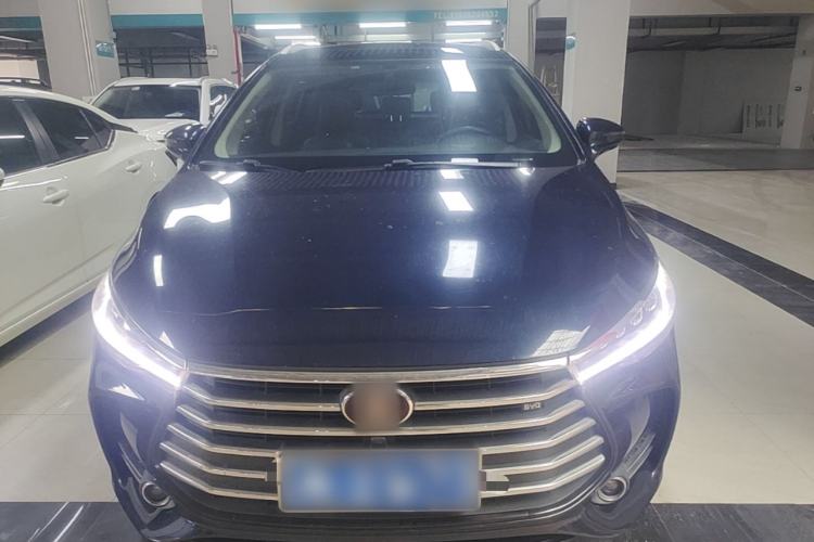 Used BYD Song MAX 2017 1.5T Automatic Smart Connect Elite 7-Seater Front