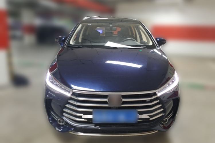 Used BYD Song MAX 2017 1.5T Automatic Smart Connect Elite 7-Seater Front