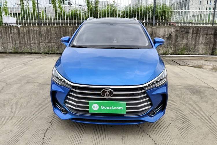 Used BYD Song MAX 2017 1.5T Automatic Smart Connect Prestige 7-Seater Front