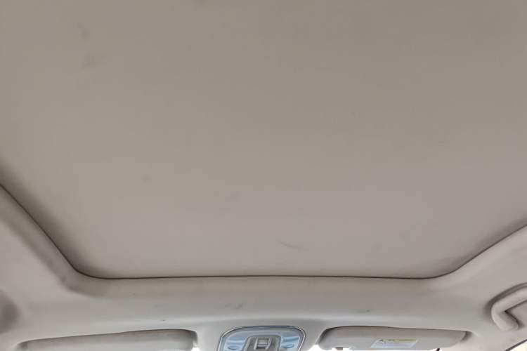 Used BYD Song MAX 2017 1.5T Automatic Smart Connect Luxury 7-Seater Headliner