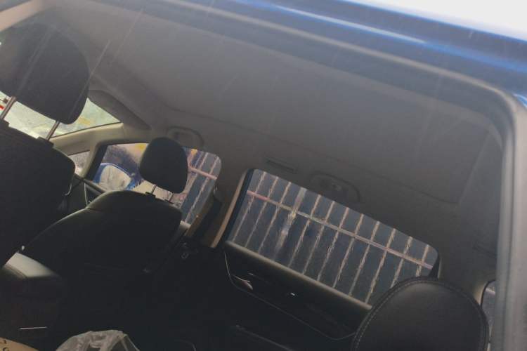 Used BYD Song MAX 2017 1.5T Automatic Smart Connect Elite 7-Seater Headliner