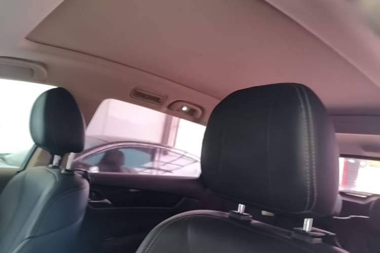 Used BYD Song MAX 2017 1.5T Automatic Smart Connect Elite 7-Seater Headliner