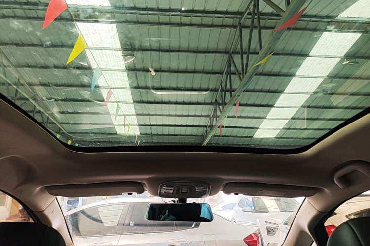 Used BYD Song MAX 2017 1.5T Automatic Smart Connect Elite 7-Seater Headliner