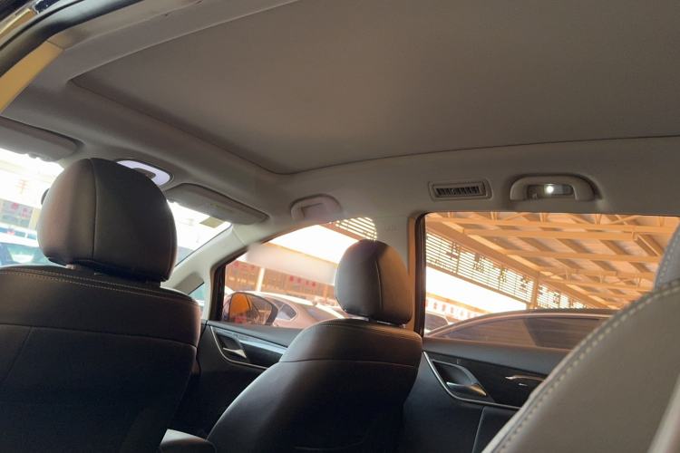 Used BYD Song MAX 2017 1.5T Automatic Smart Connect Elite 7-Seater Headliner
