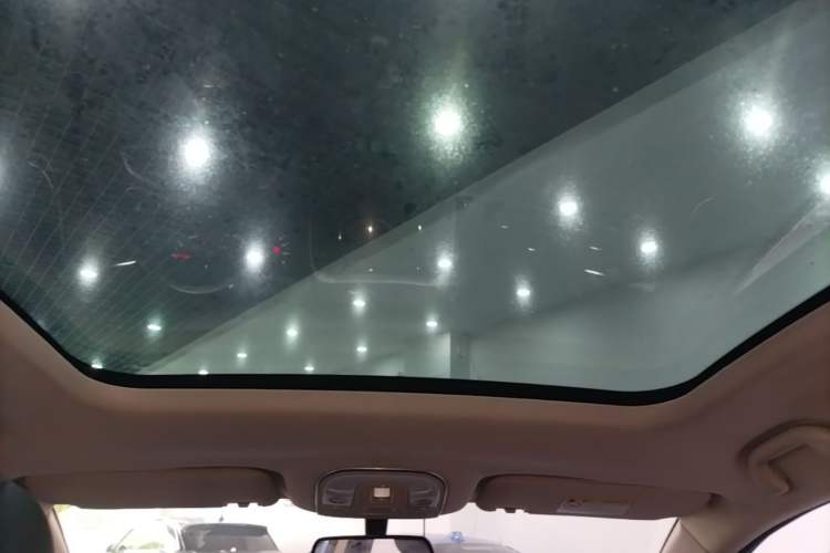 Used BYD Song MAX 2017 1.5T Automatic Smart Connect Elite 7-Seater Headliner