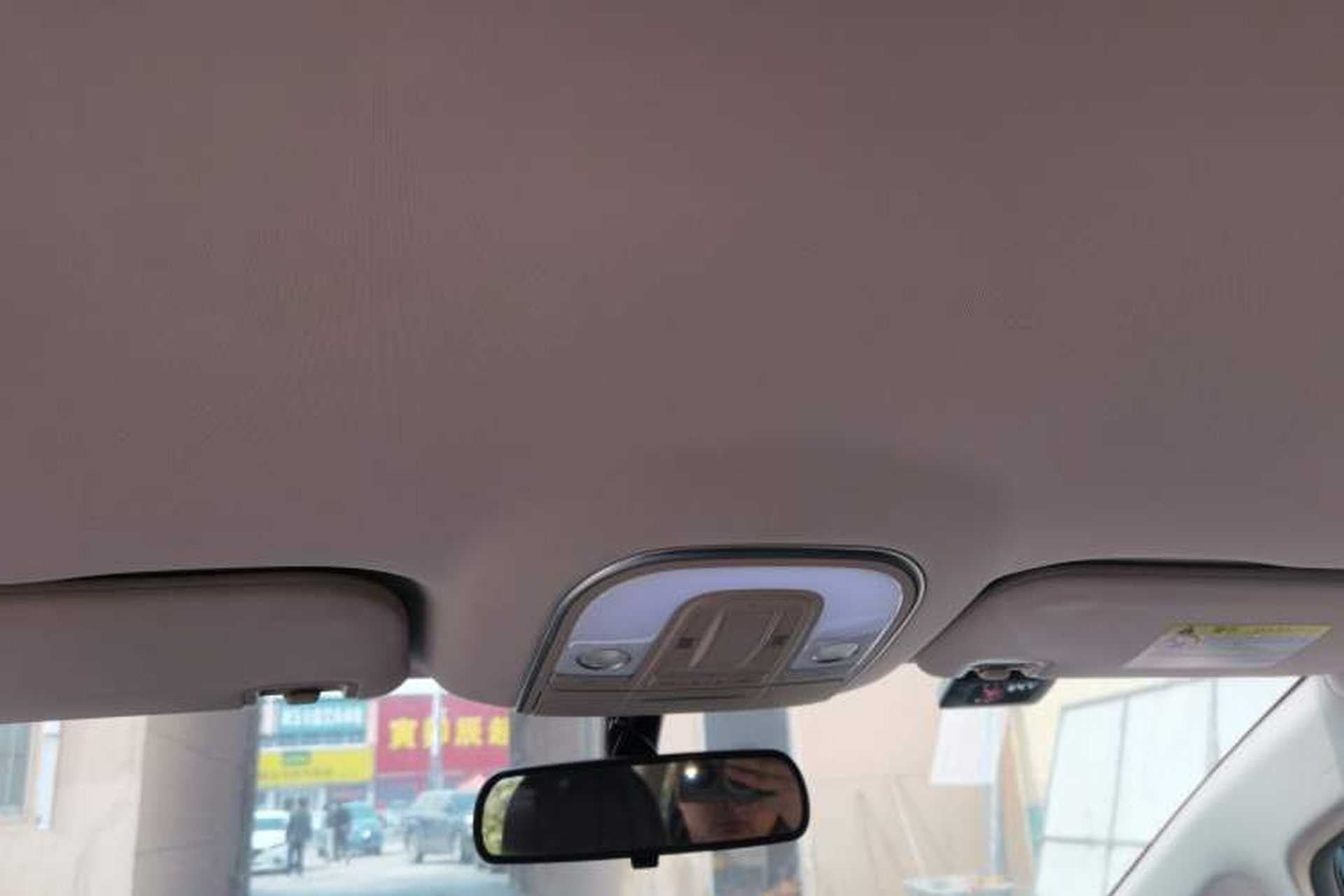 Used BYD Song MAX 2017 1.5T Automatic Smart Connect Luxury 7-Seater Headliner