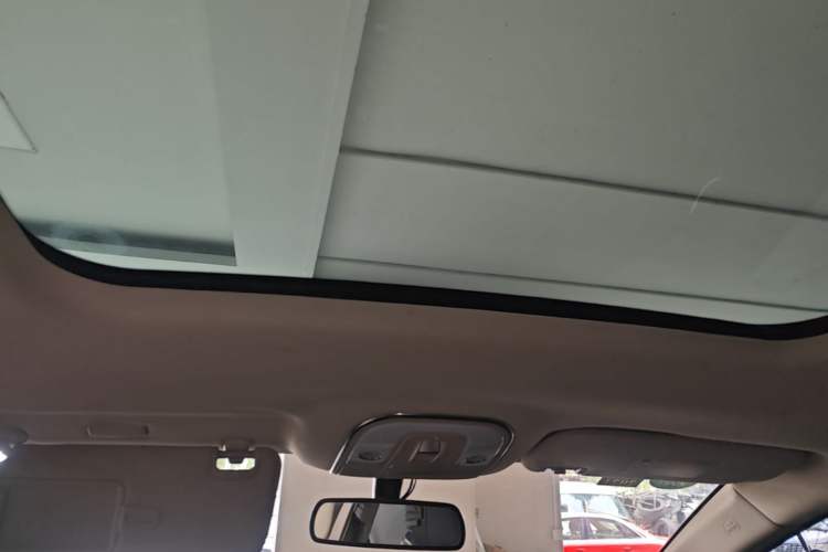 Used BYD Song MAX 2017 1.5T Automatic Smart Connect Elite 7-Seater Headliner