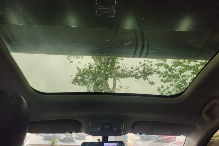 Used BYD Song MAX 2017 1.5T Automatic Smart Connect Elite 7-Seater Headliner
