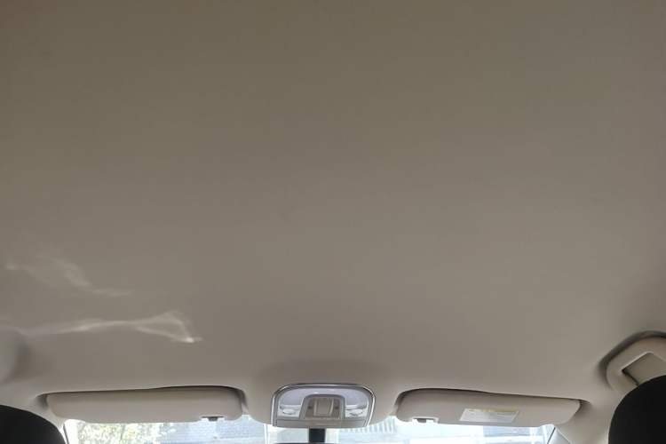 Used BYD Song MAX 2017 1.5T Manual Smart Connect Luxury 7-Seater Headliner