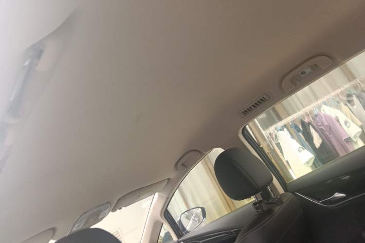 Used BYD Song MAX 2017 1.5T Automatic Smart Connect Luxury 7-Seater Headliner