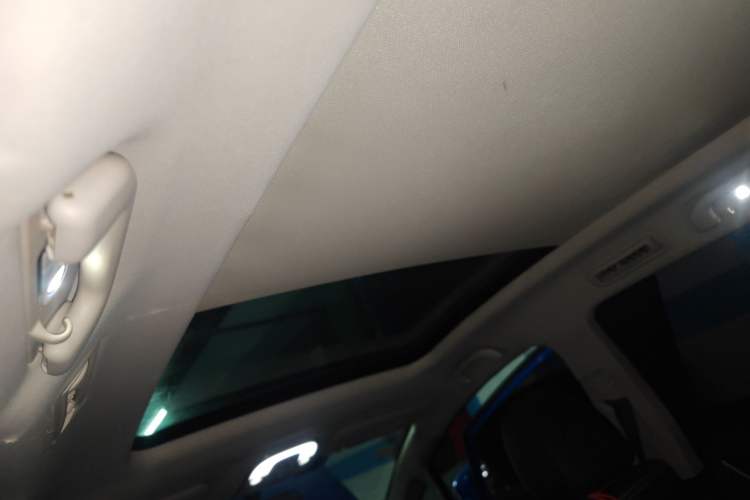 Used BYD Song MAX 2017 1.5T Automatic Smart Connect Prestige 7-Seater Headliner