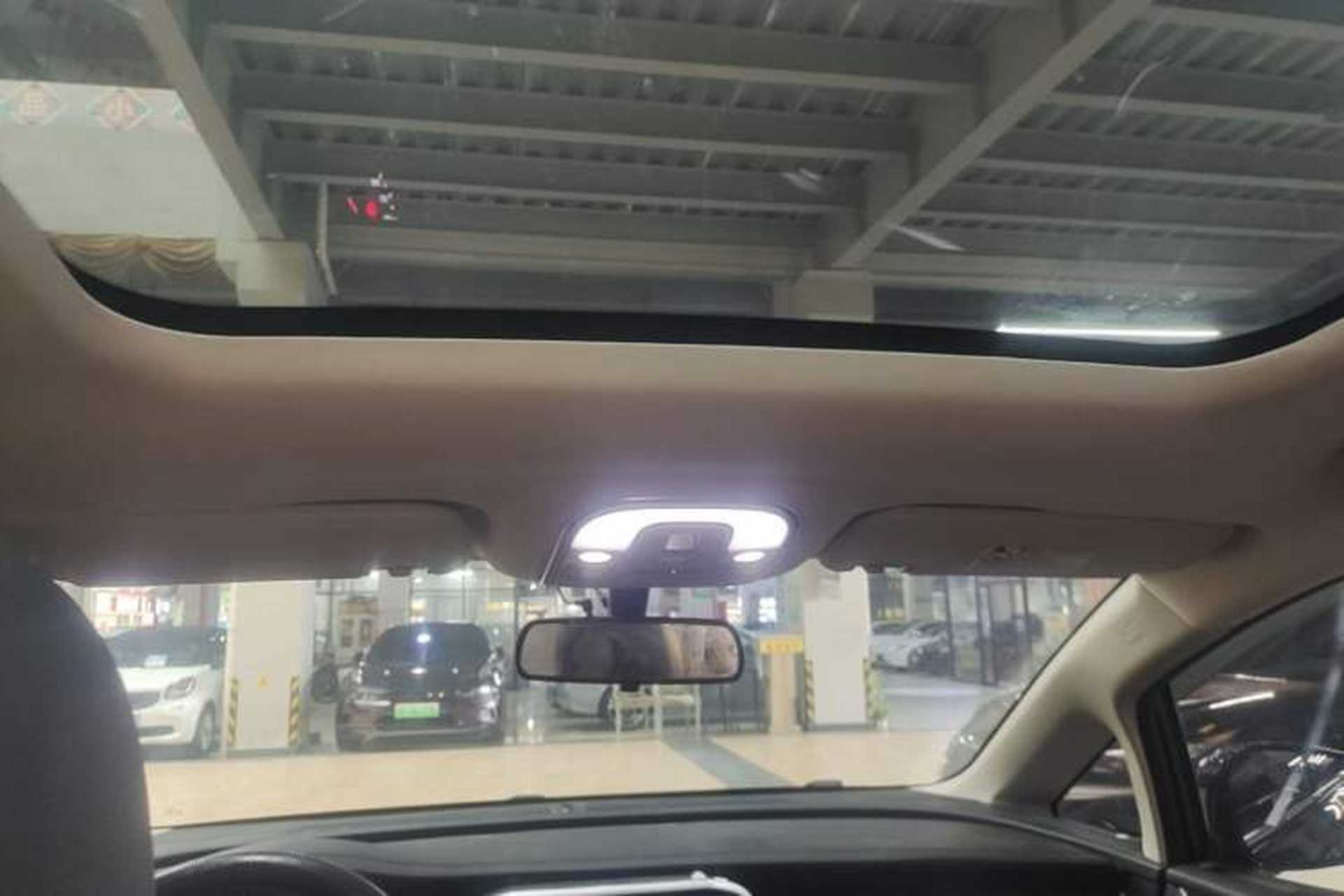Used BYD Song MAX 2017 1.5T Automatic Smart Connect Elite 7-Seater Headliner