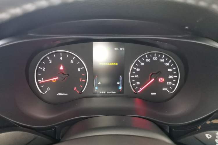 Used BYD Song MAX 2017 1.5T Automatic Smart Connect Elite 7-Seater Instrument Cluster