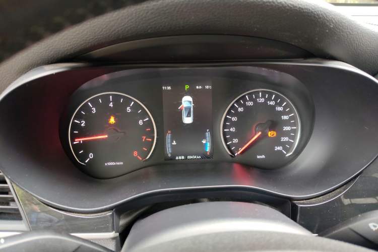 Used BYD Song MAX 2017 1.5T Automatic Smart Connect Elite 7-Seater Instrument Cluster