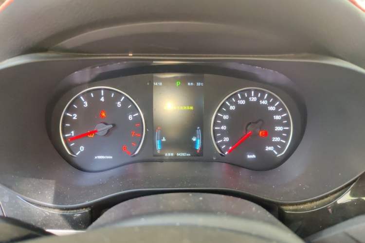 Used BYD Song MAX 2017 1.5T Automatic Smart Connect Elite 7-Seater Instrument Cluster