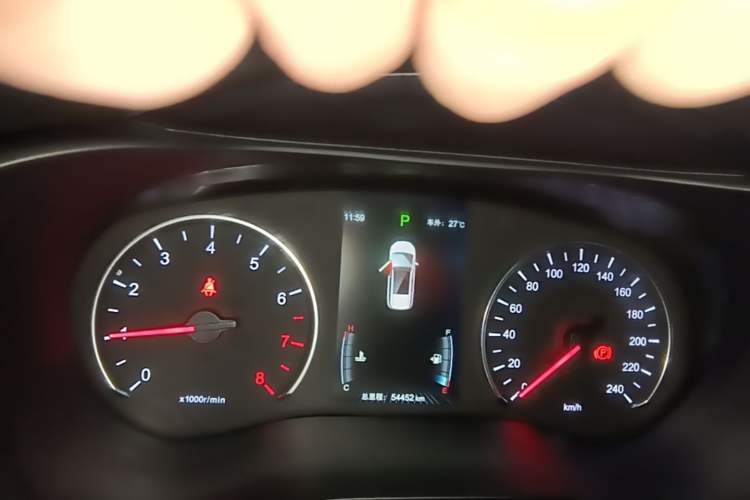 Used BYD Song MAX 2017 1.5T Automatic Smart Connect Elite 7-Seater Instrument Cluster